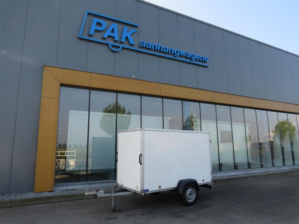 Easyline Gesloten aanhangwagen enkelas 250x125x150cm 750kg